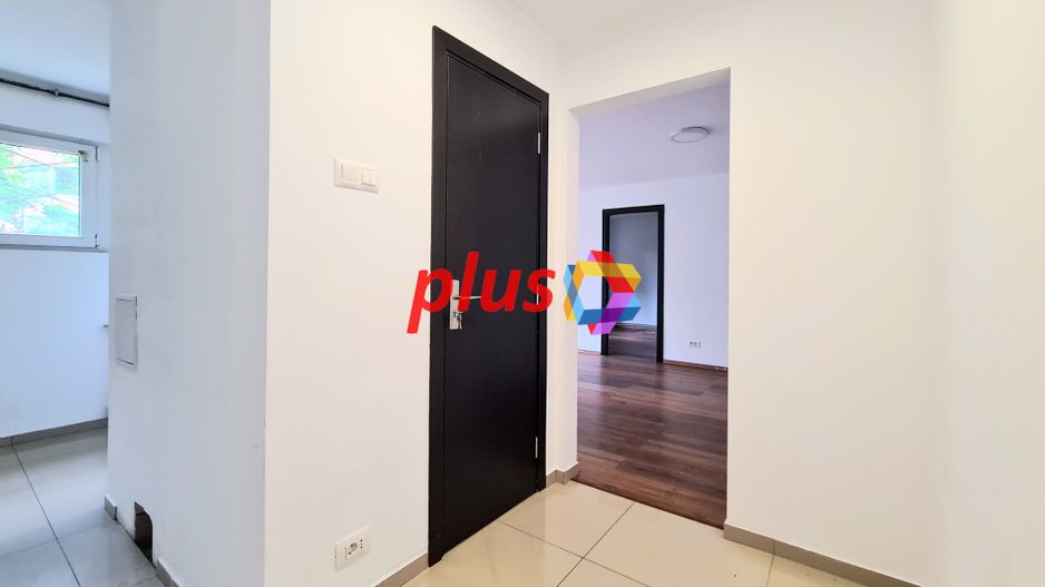 Spatiu comercial cu vad de închiriat Brasov - 106 mp  # plus-imo.ro - Poză 15
