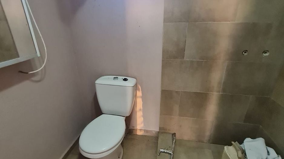 Casa cu teren de 14340 mp în Jebel/Pretabila pentru afacere - Poză 37