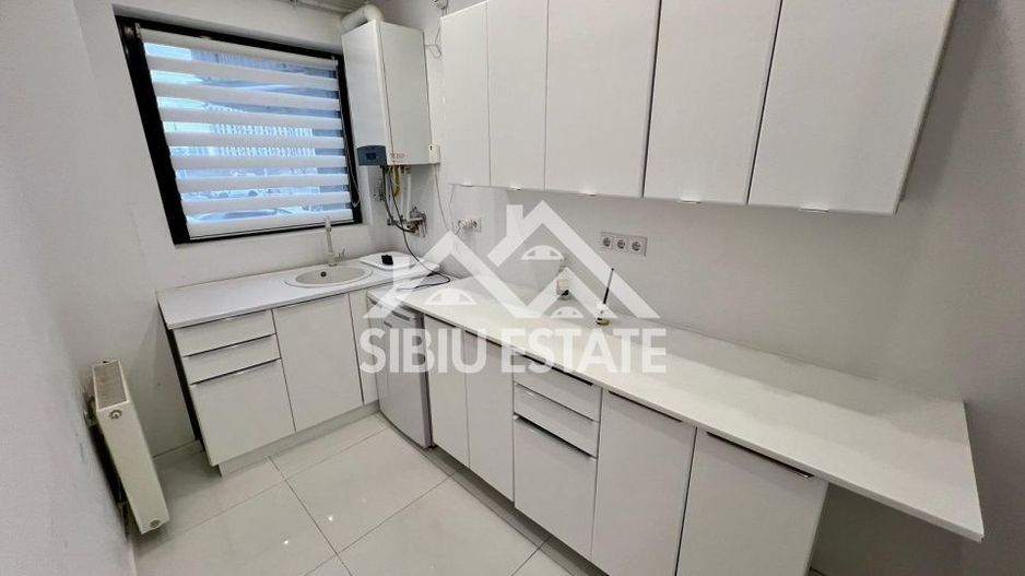 Spatiu comercial LA PRET DE APARTAMENT in Sibiu cu s. utila 56 mp.- Zona Rahovei - Poză 24