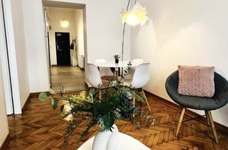 Apartament 2 camere, stil boem, chirie inclusă, cu vedere la Operă - Poză 10