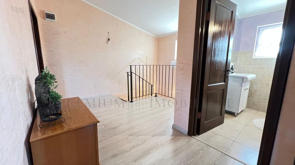 Casa de vanzare in Onesti - Poză 15