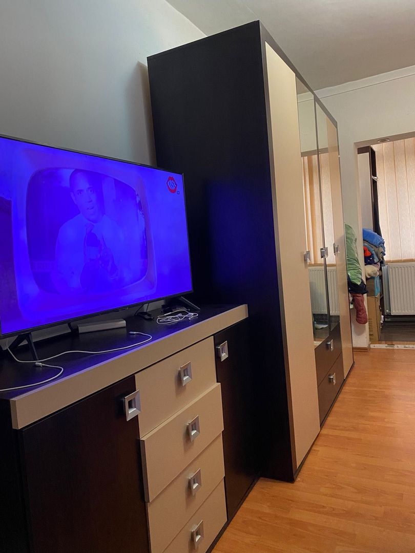 Închiriez ap. cu 3 camere ,et. 2, CraiovitaNouă - Poză 6