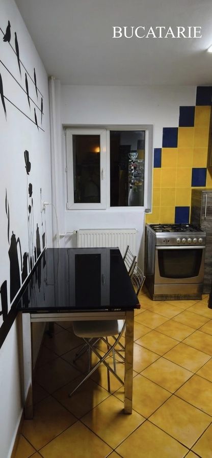 De vanzare apartament 4 camere Crangasi - Poză 9