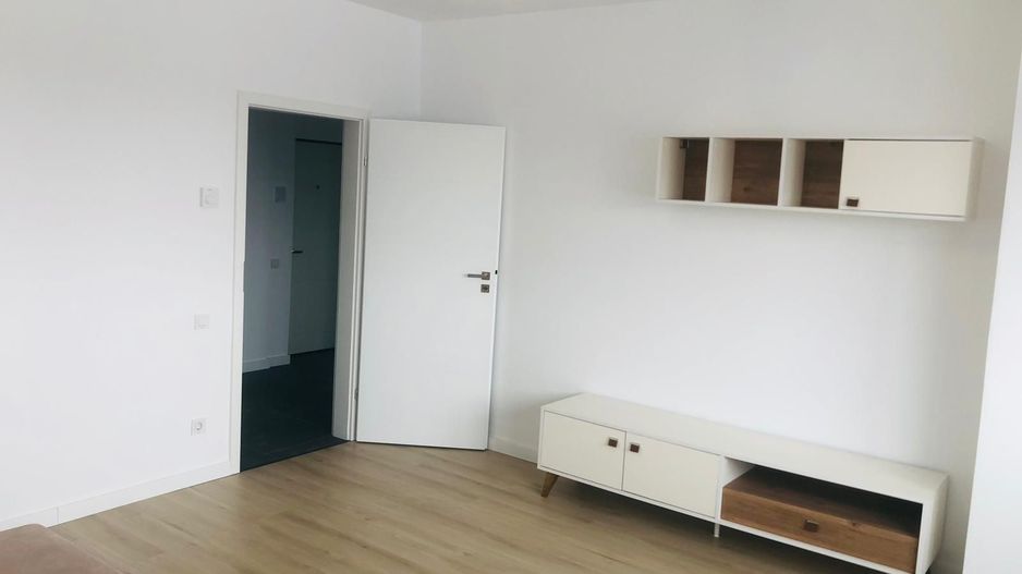 Garsoniera Moderna, Centrala Proprie, Bloc nou - Poză 2