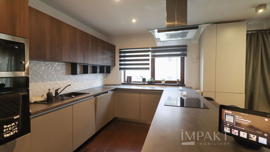 Apartament spatios cu balcon si terasa, complet mobilat, Europa! - Poză 8