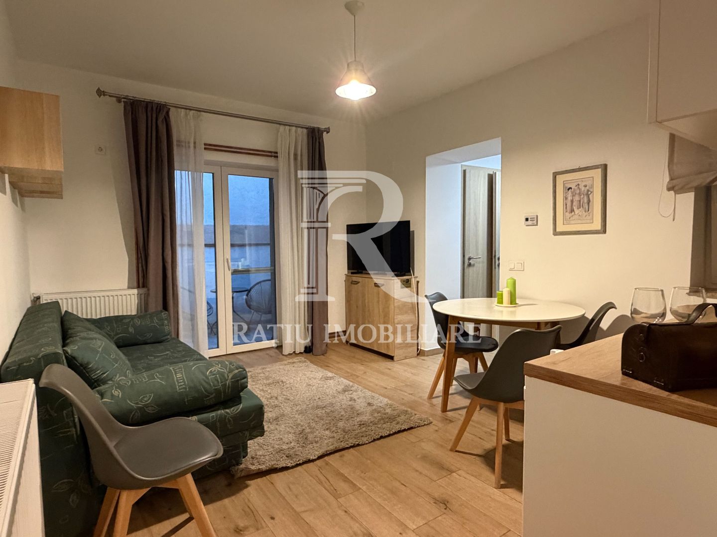 CASĂ CU 2 CAMERE | CURTE PROPRIE | CENTRAL ORADEA - Poză 3