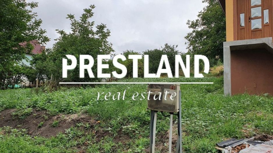 Teren intravilan construcții casă-2.607 mp. - Poză 2