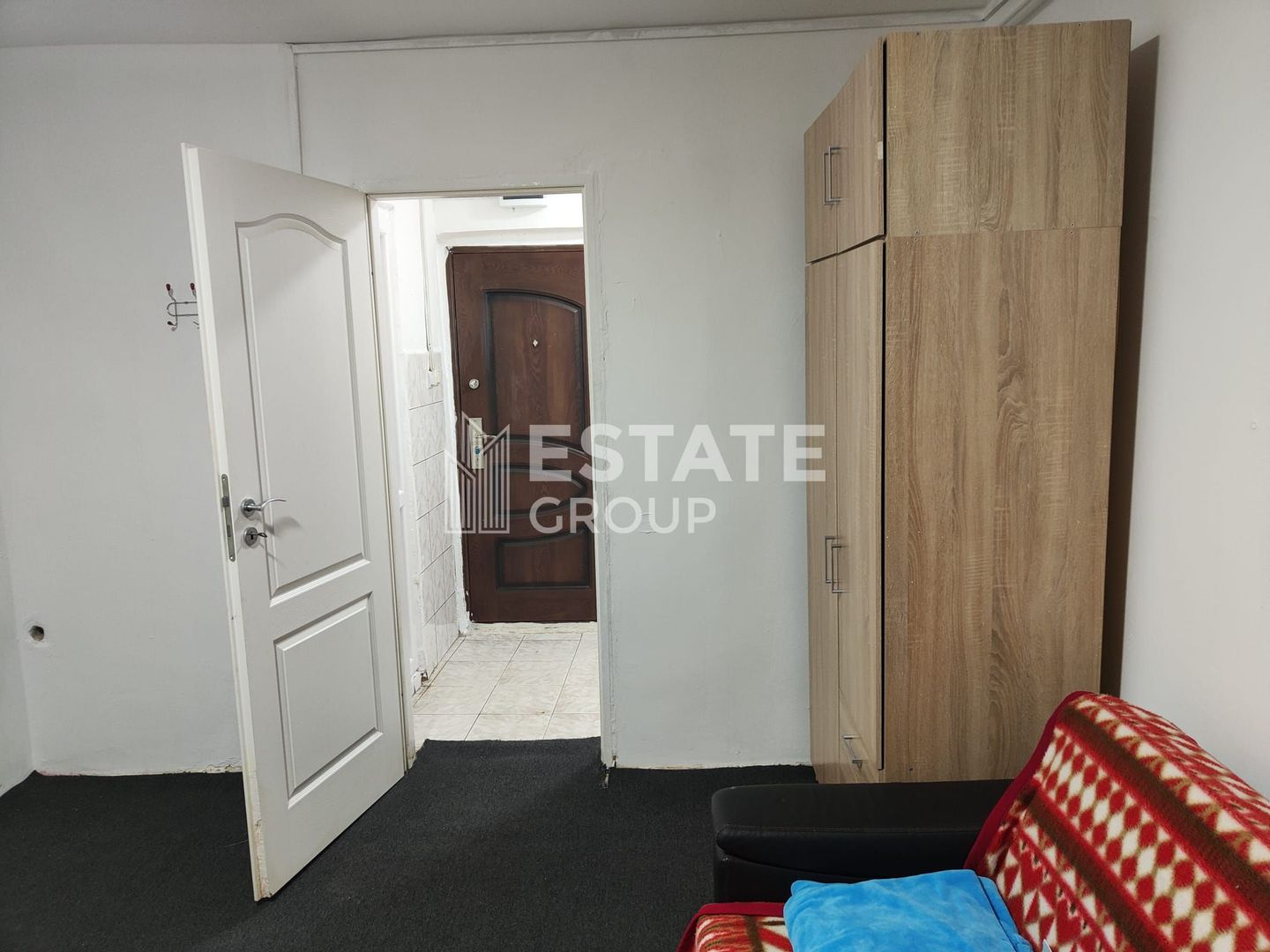 Garsoniera decomandata cu bucatarie si baie - Poză 2