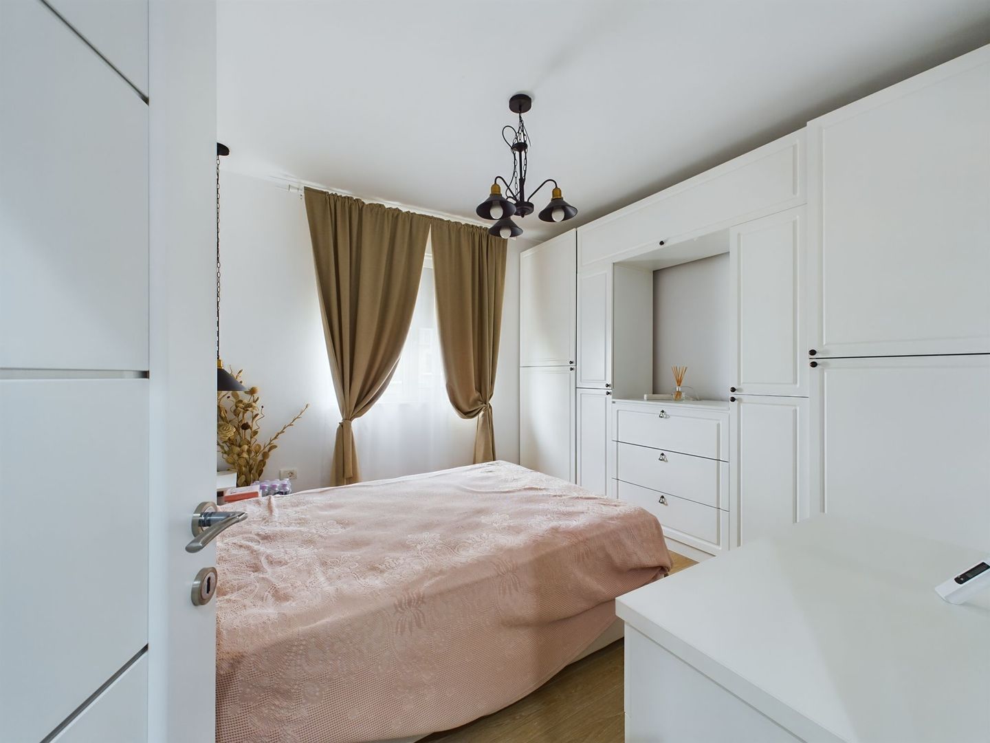 Duplex 1/2 in Moșnita Veche (Drumul Boilor) - Poză 9