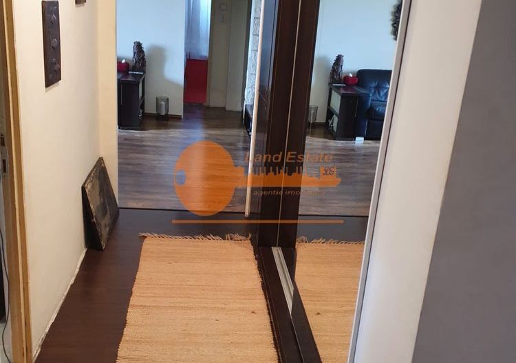 Apartament cu 3 camere in zona sos. Oltenitei-Piata Sudului - Poză 1