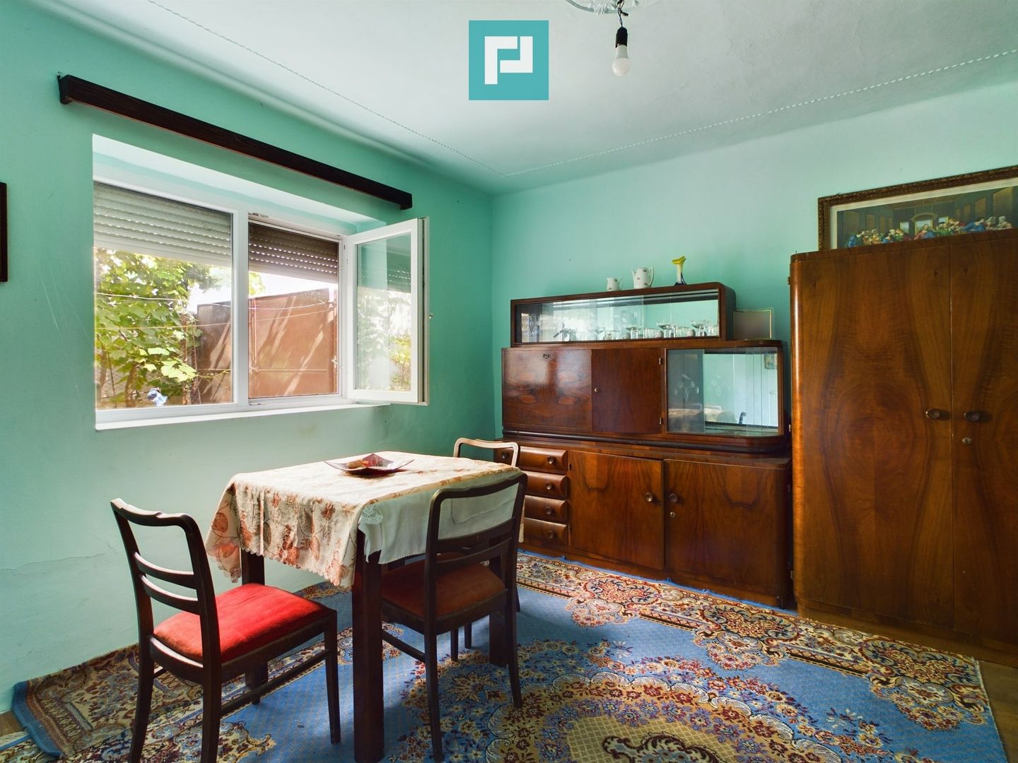 Casă cu 3 camere de vânzare în Bujac - Poză 6