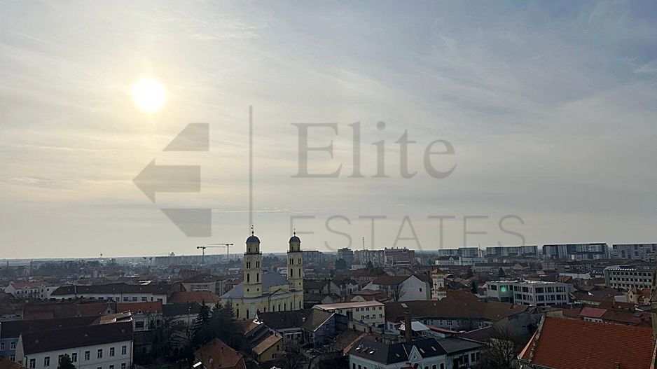 Penthouse de inchiriat ultracentral in Oradea - Poză 12