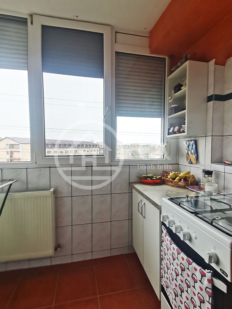 Apartament de vânzare cu 2 camere în zona Iosia, Oradea - Poză 5