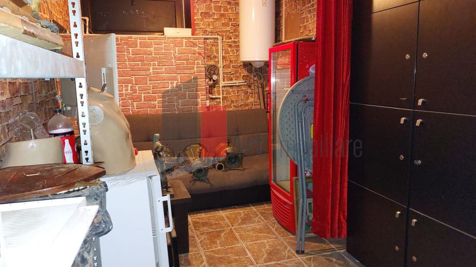 Spatiul "SOTTERANI" , demisol in vila, intrare separata, 90 mp - Poză 5