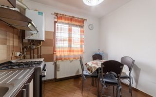 Casa de vanzare in Albota – liniste, spatiu si acces rapid catre Pitesti! - Poză 6