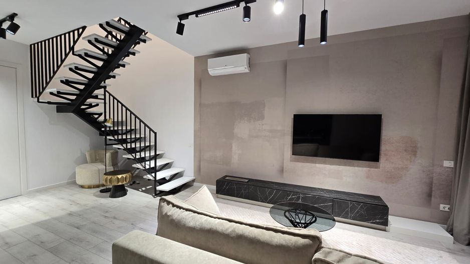 Apartament elegant 3 camere Win Herastrau - Poză 2