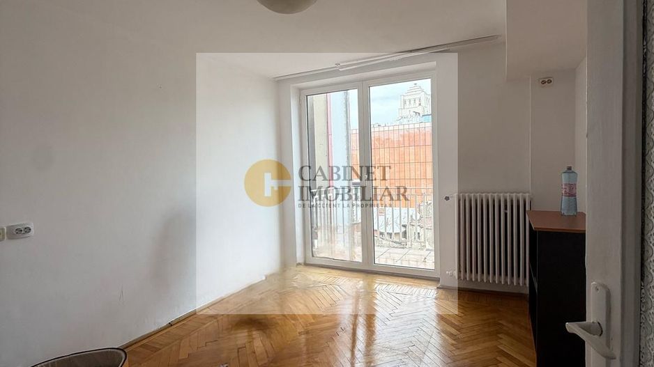 3 camere  | Piata Romana | 2 balcoane deschise - Poză 4