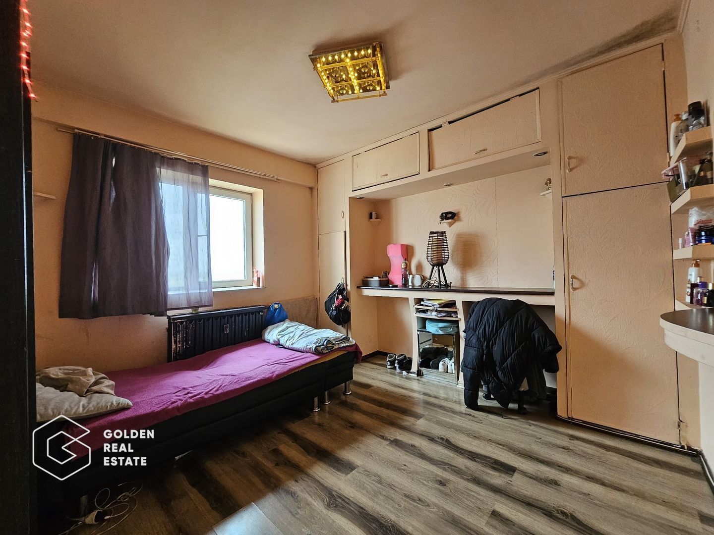 Apartament cu 5 camere ,Micalaca, zona 300 - Poză 5