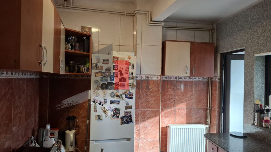 URGENT!, Dacia-Eminescu, apartament in vila, LUMINOS, NEGOCIABIL - Poză 9