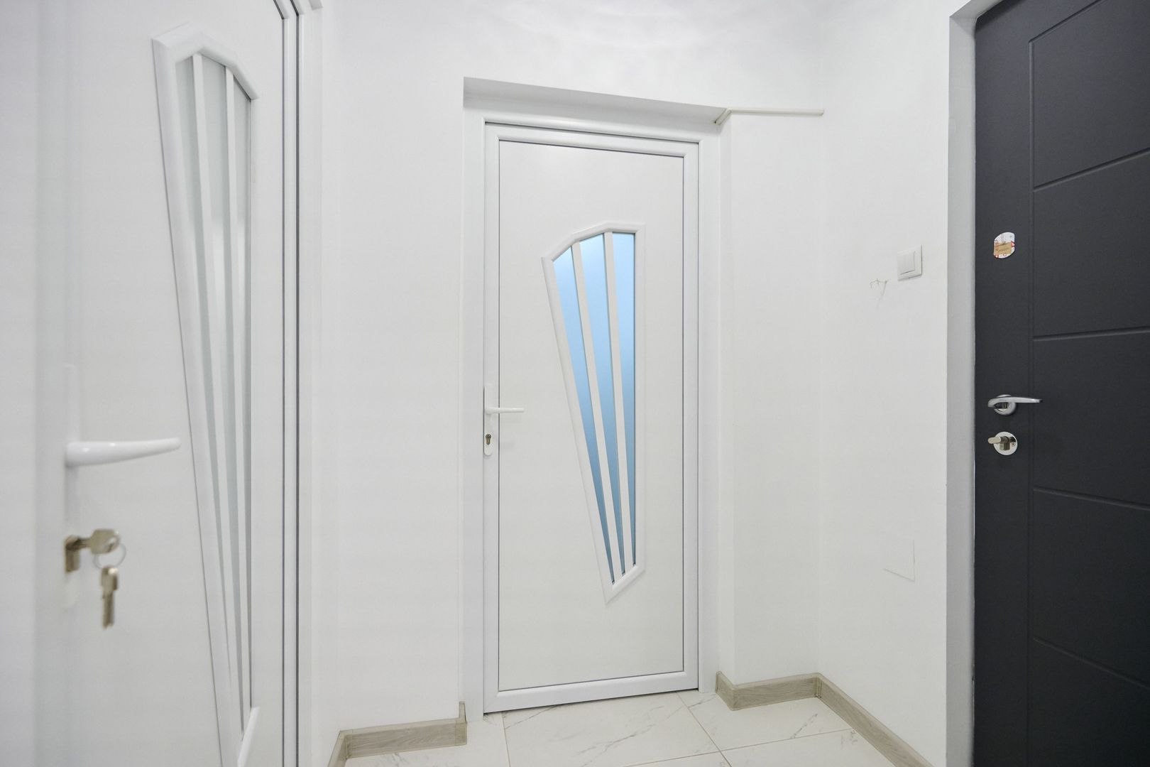 Garsonieră decomandată - Complet renovată -  Parter – Prundu - Poză 12