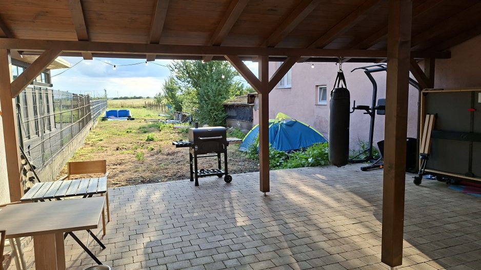 BRASADAS vinde URGENT casa 4 cam SUPERFINISATA teren 7.5 ari. - Poză 2