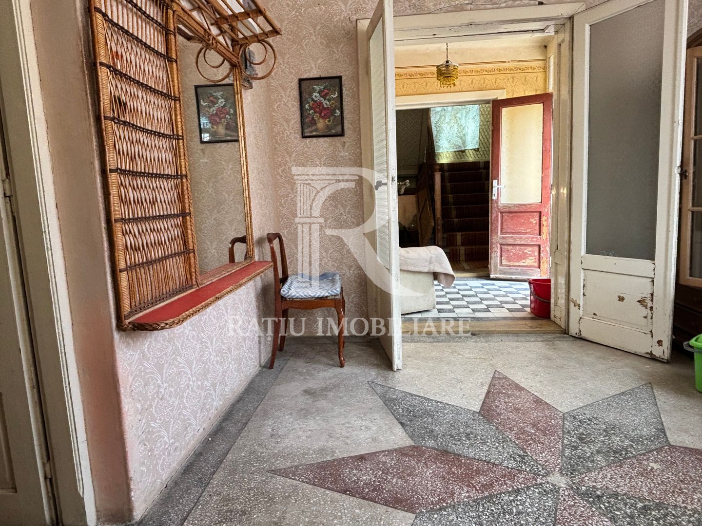 Casă cu etaj în Salonta | 996 mp | Grădină & livadă - Poză 14