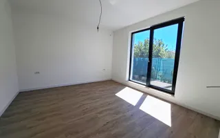 Casa cu 4 camere de vanzare, Bucov, Mica Roma - Poză 13