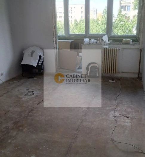 2 Camere - 54MP | Circular | 2 Lifturi | 1982 | Drumul Taberei - Poză 1