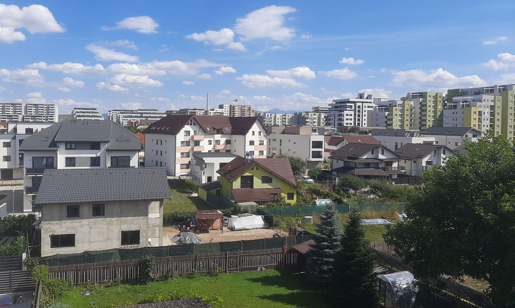 Un Apartament Pentru O Viață Bună  Coresi  2025 - Poză 19