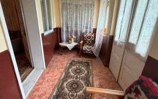 Casă cu teren generos în Buciumi - Poză 9