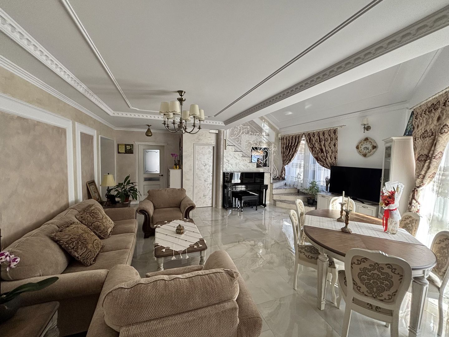 Casa INDIVIDUALA 6 camere, curte superba - zona Brana, Selimbar - Poză 14