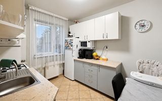 Apartament 2 camere decomandat, etaj intermediar, zona Intre Lacuri! - Poză 5