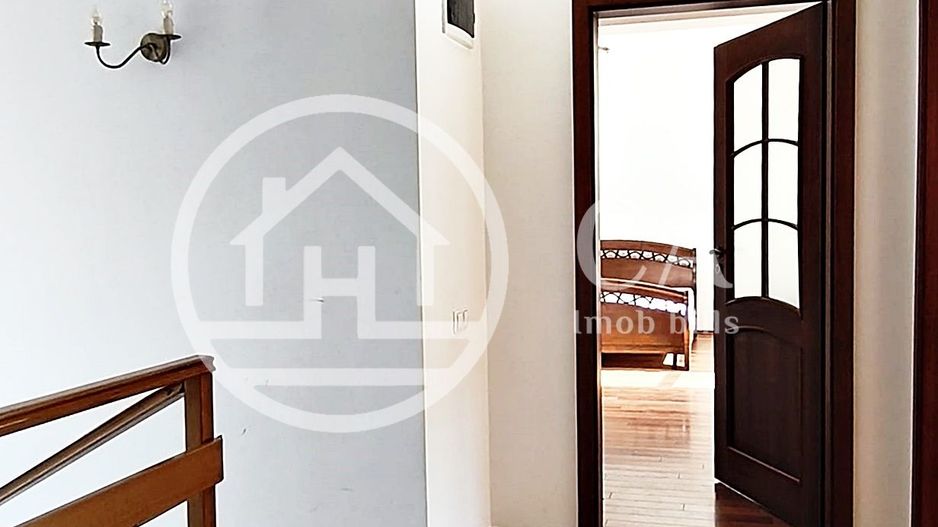 Casa de inchiriat cu 5 camere in cartier Viena, Oradea - Poză 16