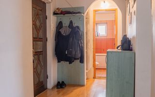 Apartament cu 3 camere de vânzare - Poză 6