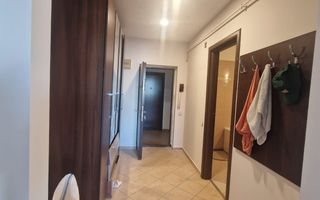 Titan_Apartament 2 camere_70 mp._nemobilat_pretabil birou - Poză 1