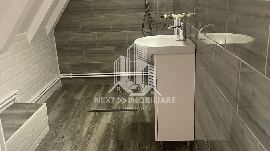 Casa de vacanta Costinesti 17 camere + un aprtament 2 camere - Poză 6