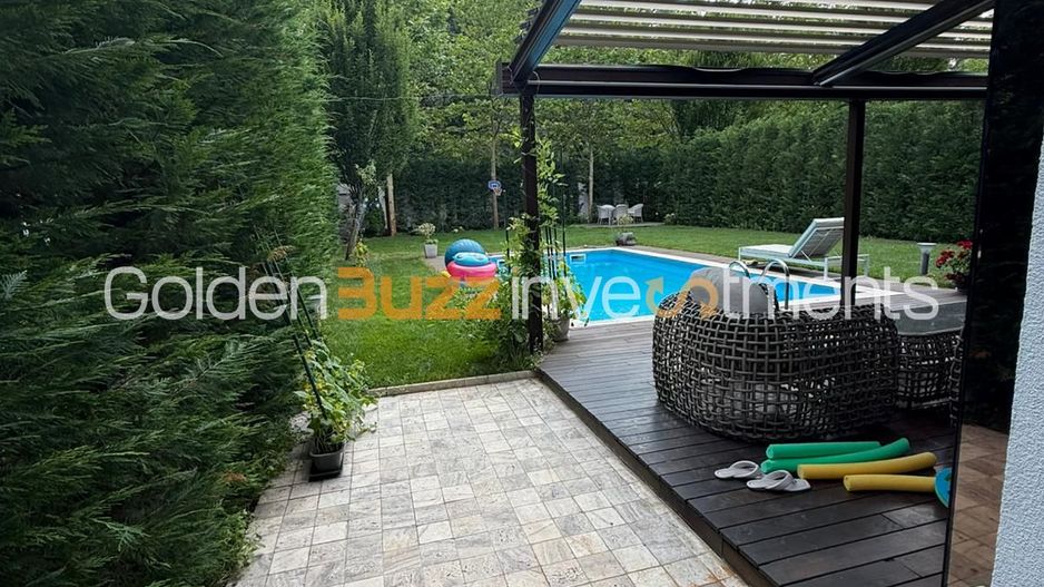 Vilă individuală cu piscină și 9 camere în Pipera, București - Poză 5