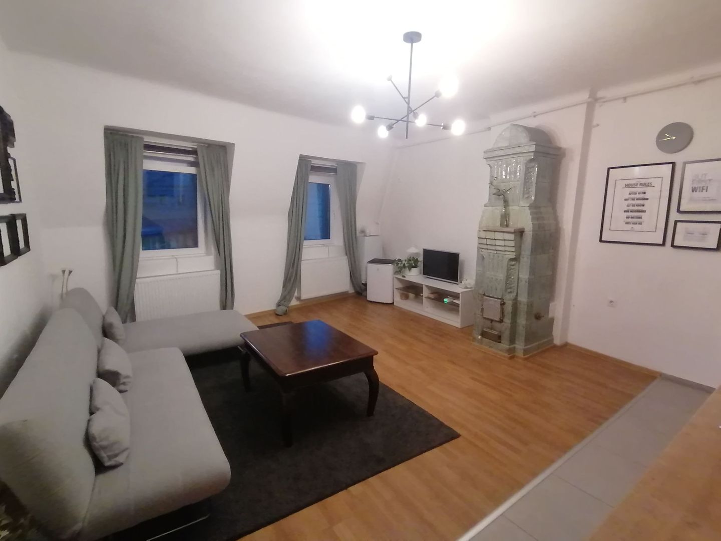 Apartament cu 3 camere - Ultracentral - str. Coltei - Poză 1
