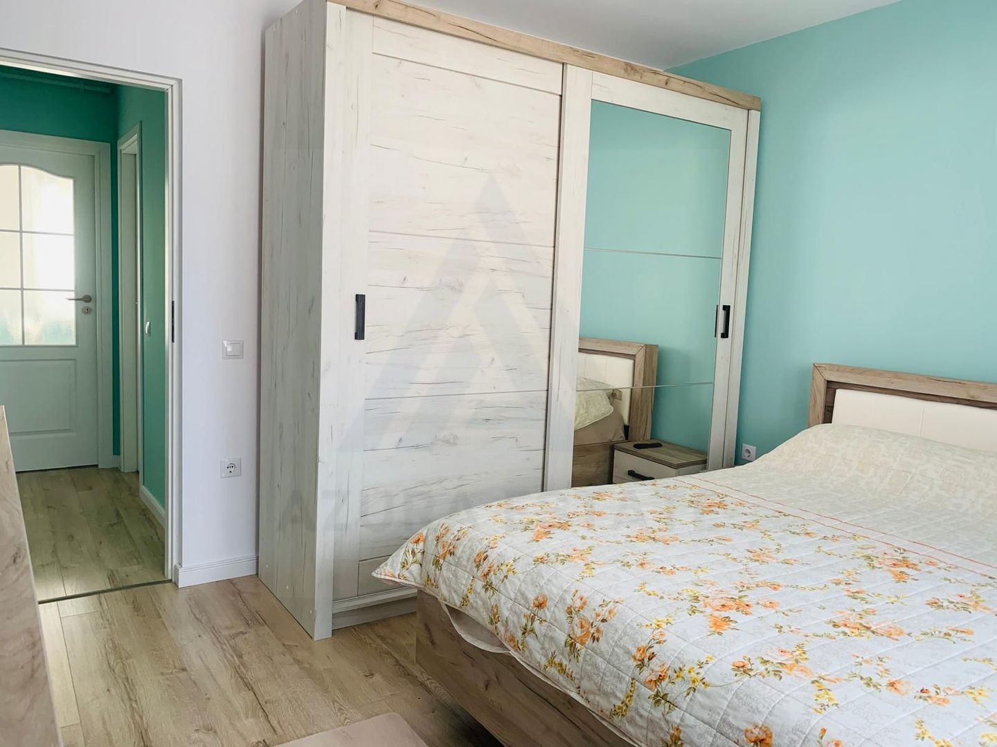Apartament modern 2 camere 60 mp utili etaj 1 parcare in Arhitectilor - Poză 2