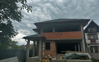 VILA 5 CAMERE, ZONA ULTRA CENTRALA, CAMPULUNG MUSCEL, TEREN 500 MP - Poză 4