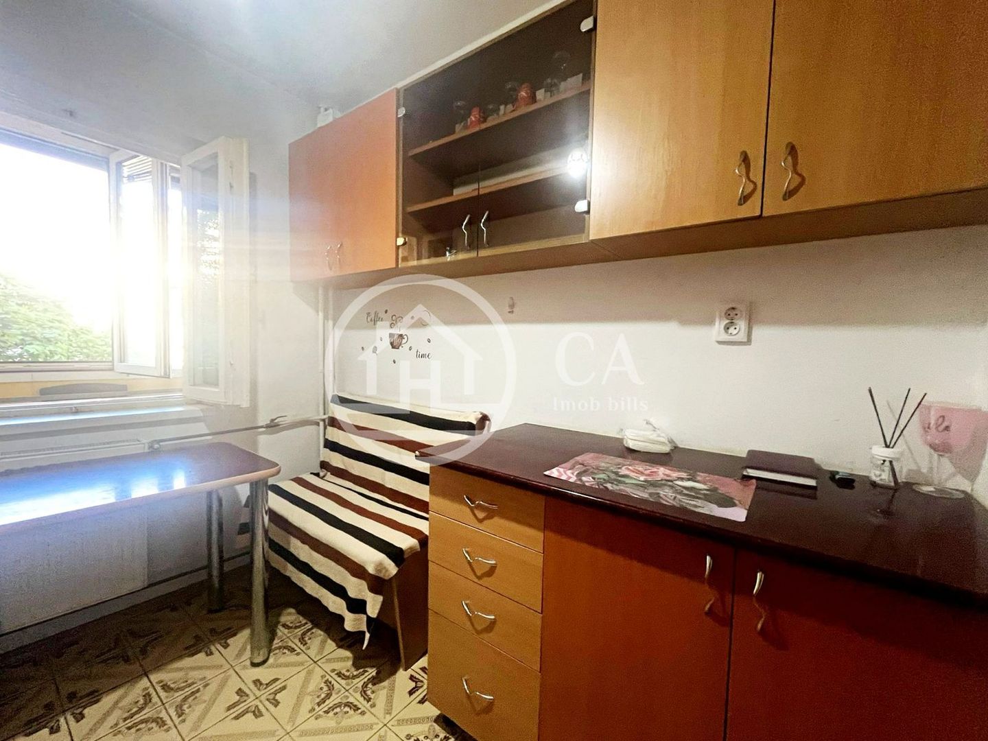 Apartament cu 3 camere de inchiriat in zona Rogerius, Oradea - Poză 5