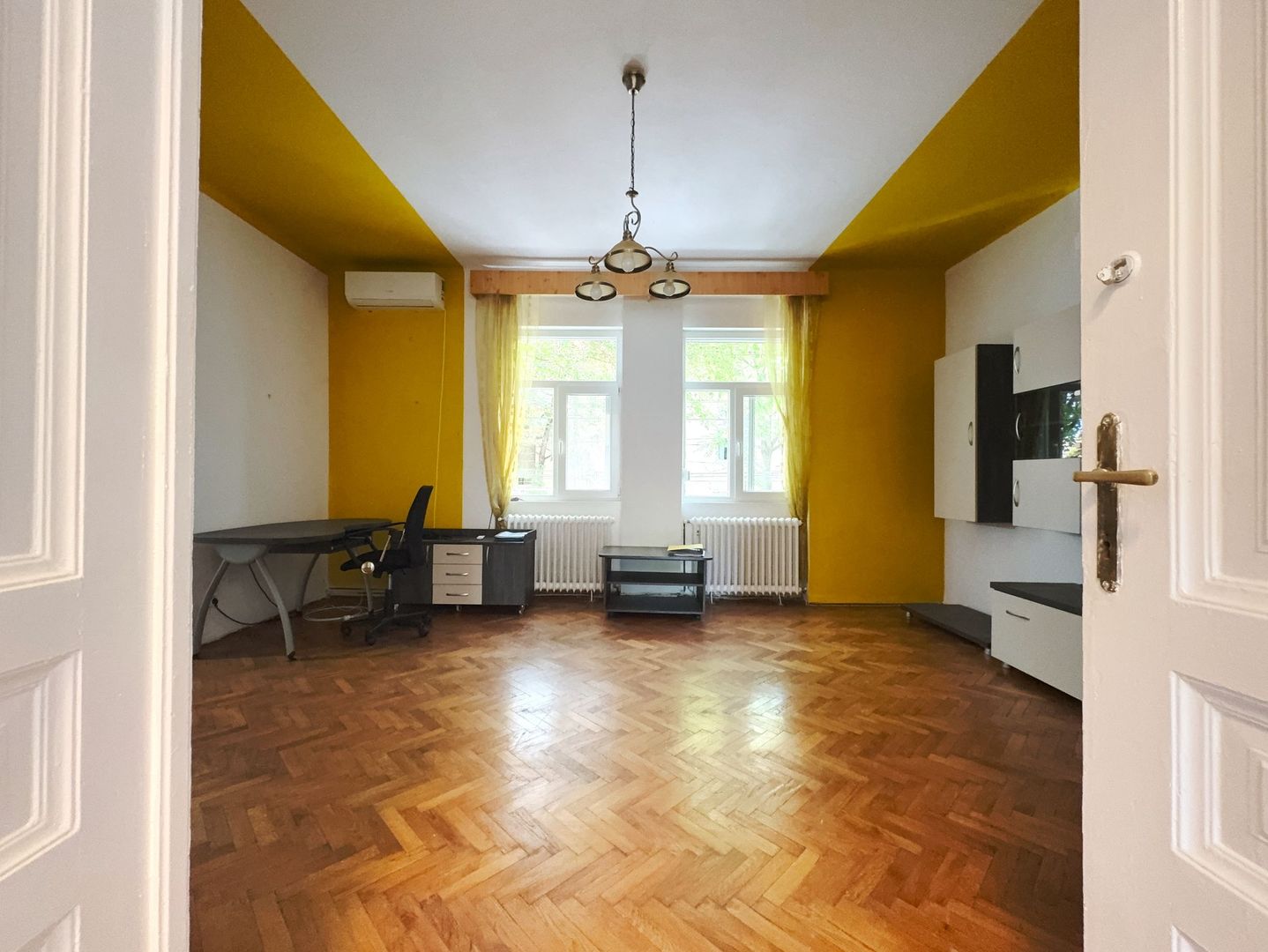 Casă / Vilă cu 6 camere de vânzare în zona Elisabetin - Poză 7