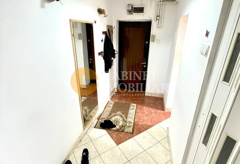 Apartament cu 3 camere - Etaj Intermediar -  Podu Ros 1001 Articole - Poză 5