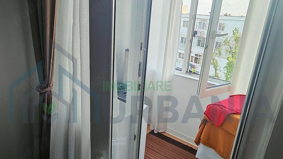 Apartament de închiriat, 3 camere, zona Nicolina, Alexandru cel Bun - Poză 1