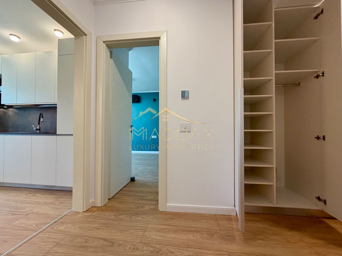 Apartament cu 2 camere *72mpu* + Terasa / *Prima Inchiriere* / Baneasa - Metrou - Poză 25