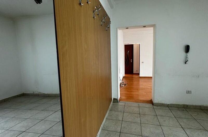 Apartament /Spatiu Birou Baba Novac Parter-Stradal - Poză 5