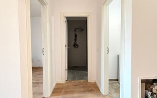 Apartament 3 camere de vanzare Pipera in bloc cu vedere la lac - Poză 4