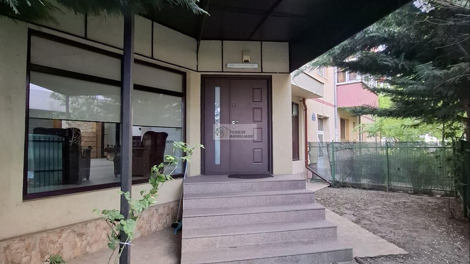 Apartament 4 camere+2 extinderi+2 curti/149 mp /Focsani/fosta Autogara - Poză 3