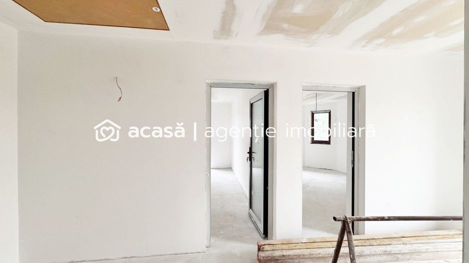 Vilă unică, gata să devină locuința ta de vis, în Livada. - Poză 11