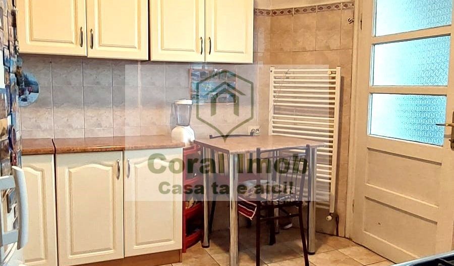 Vanzare 3 camere, circular, centrala, zona Ferdinad - Poză 9